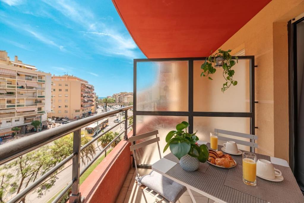 Appartement Cosy Au Centre Ville De Menton Dış mekan fotoğraf